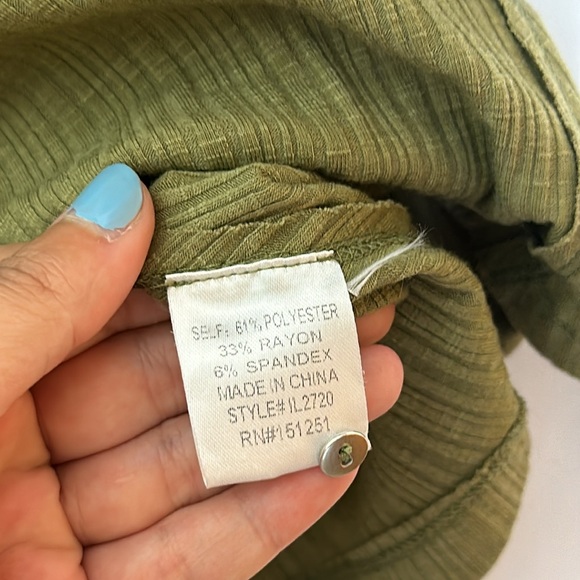 Green Babydoll Short Sleeve Top - Picture 6 of 7